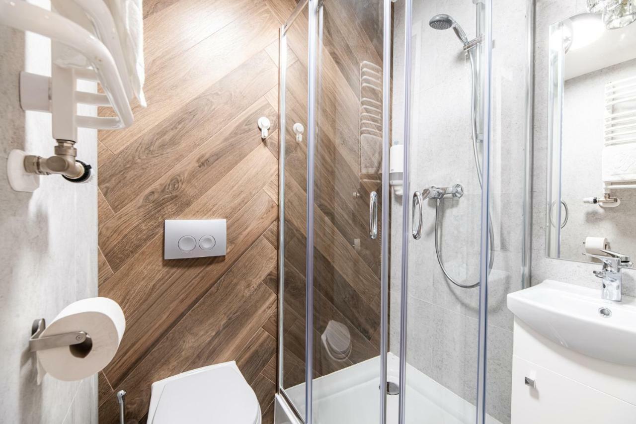 Lubomirskiego 23 Residence: Near Main Square & Station Aparthotel Krakow